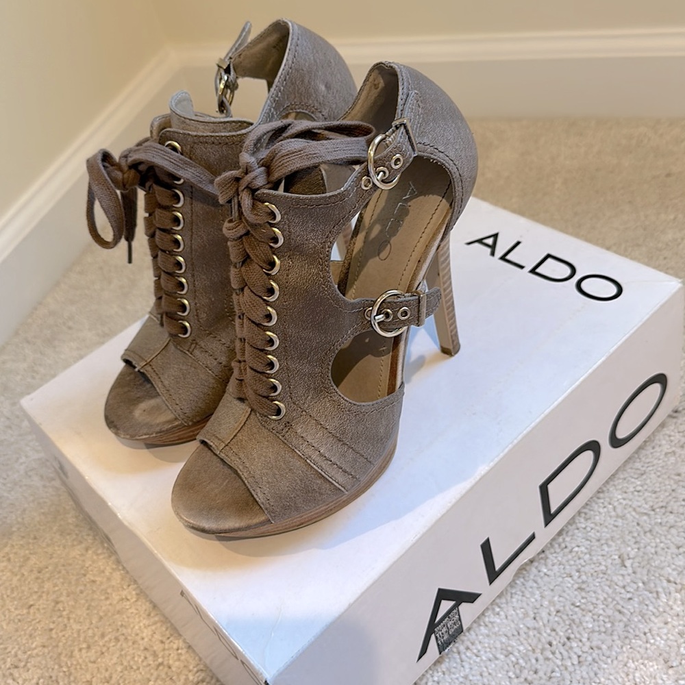 Aldo Size 37 Lace-up Heels